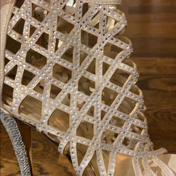 Evening platforms - Picture 5 of 5